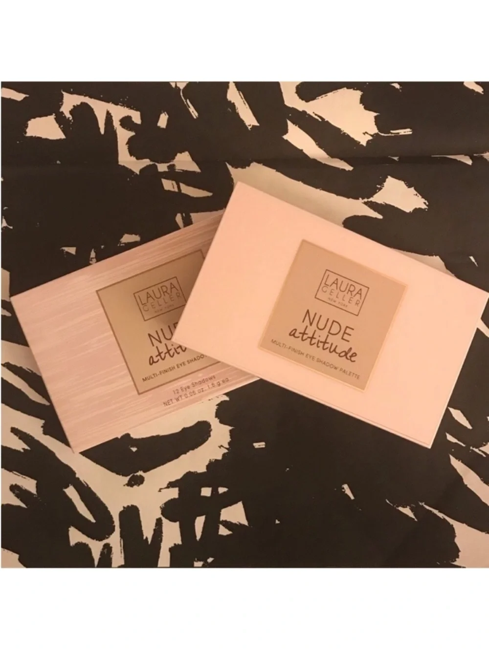 Laura Geller Nude Attitude Multi-Finish Eyeshadow Palette with 12 Eyeshadows